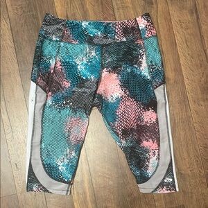 Marika Colorful Snake Print Leggings
